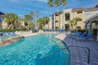 Cozy Ground Floor Near Beach & Downtown w/ Parking & Heated Pool•Pet Friendly - 3 stjerner