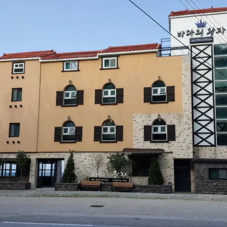 Uljin Sea Prince Pension