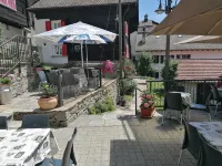 Osteria Anzonico - parking