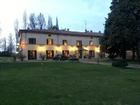 Villa Dom - موقف سيارات