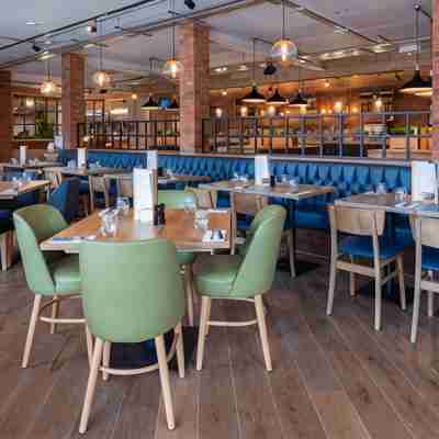 Premier Inn Winnersh Hotel Dining/Meeting Rooms
