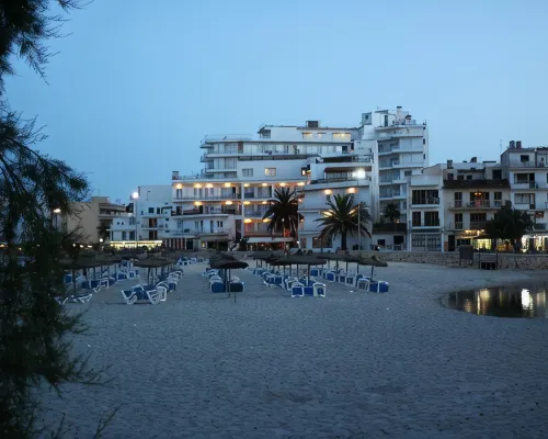 Hotel Club S'Illot Ξενοδοχεία στην πόλη Manacor