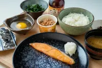 日出酒店 釣子