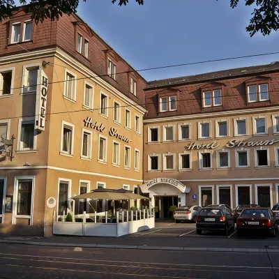 City Partner Hotel Strauss Hotels near MAD Museum am Dom