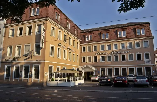 City Partner Hotel Strauss - parcheggio