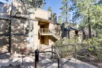 Cozy retreat near downtown, amphitheater, short walk to Deschutes river, has AC! - Homestays