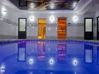 MY STATUS HOTEL - Pools