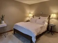 Garden Ensuite at the Chapel Hill Retreat Center - 3 étoiles