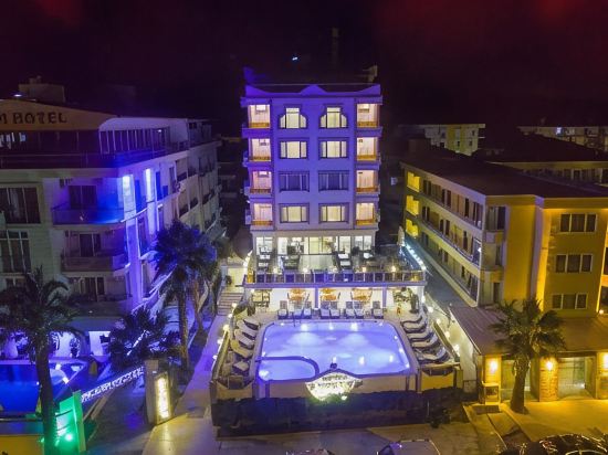 Amphora Hotel