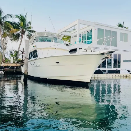 Sentient Waters: 63' Boat With Full Amenities & Sun Deck