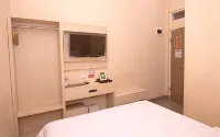 Rangkayo Basa GuestHouse Syariah - Pensions