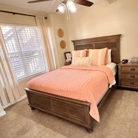 NO STAIRS•Next to SDC & Table Rock Lake•King Master• 2beds 2baths•20ft Patio