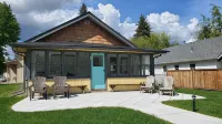 Adorable Downtown CDA Bungalow Charming 2-bedroom with AC, WiFi, Coeur d'Alene - 3 stjerner