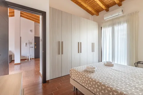 SAVOIA 173 APARTMENT in the center with reserved parking, a few kilometers from the sea.
