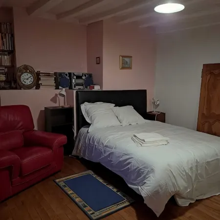 La Maison du Donjon - 8 Pers. Parking et Jardin Terrasse Avec vue sur le Dnjon
