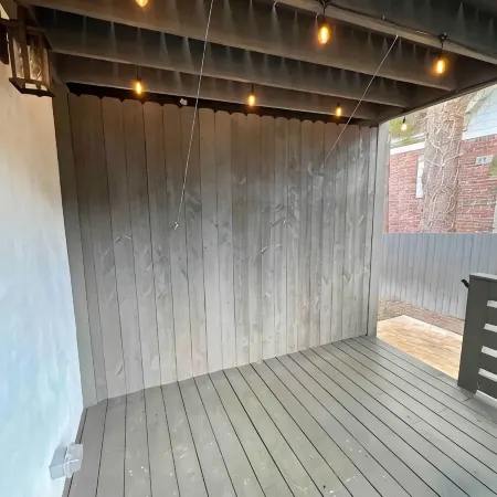 Delightful 2 BR Condo Downtown Homewood