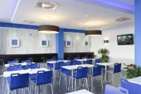 Ibis Budget Málaga Centro - Beach