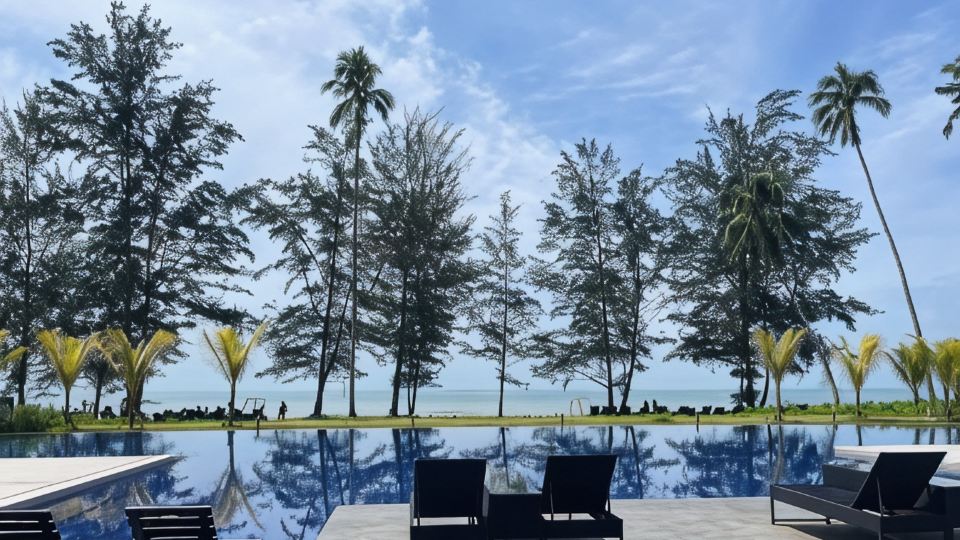 Getawayhub Roxy Sematan Beach Apartment