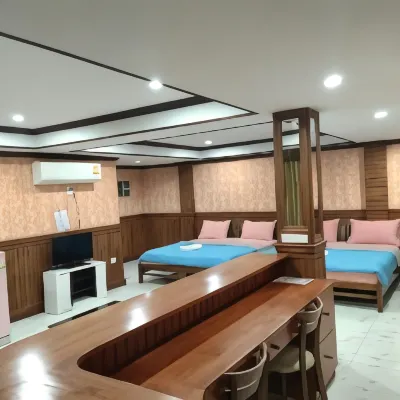 Tree House Chachoengsao Hotels in de buurt van Paet Riu