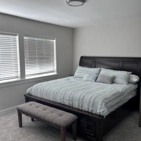 New 2 BR Townhouse in the Heart of Wenatchee. Great for Families, pet friendly.