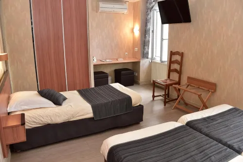 Logis Hôtel Bellevue - spa