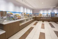 Holiday Inn Express & Suites DEARBORN SW - DETROIT AREA by IHG - breakfast