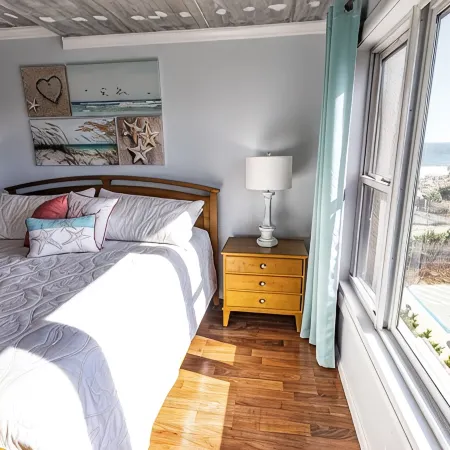Sandpiper Dunes Unit 301, 58th St, on the Beach, Pool, Fully Renovated
