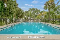 Haven Harbor Getaway