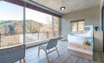 Hongcheon Tori I Pool Villa & Glamping