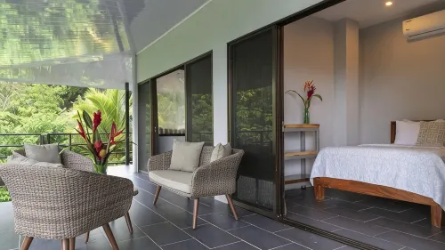 Spacious Fully Air-Conditioned Contemporary Villa Private Pool & Game Room - Villas