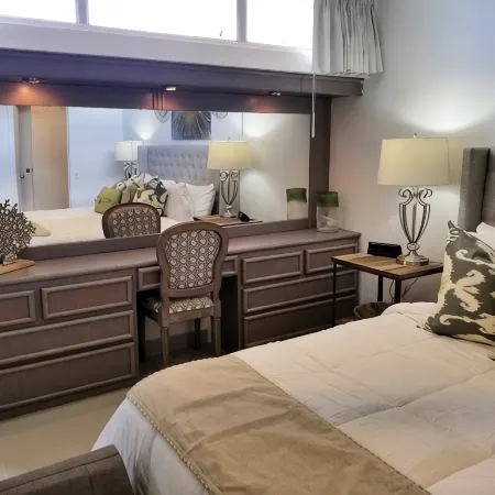 GORGEOUS 2BD/2 BATH ON THE BEACH! DESIGNER APT.LUX! BEST LOCATION.