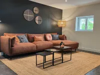 Bel Appartement Climatisé Avec Jardin et Piscine Hotels in Aubenas