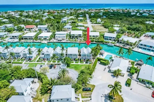 Hawks Cay Island Retreat - Duck Key - Pool & Patio - 4-Star
