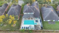 Resort Style Home with Heated Pool Houston Texas - 4-Star