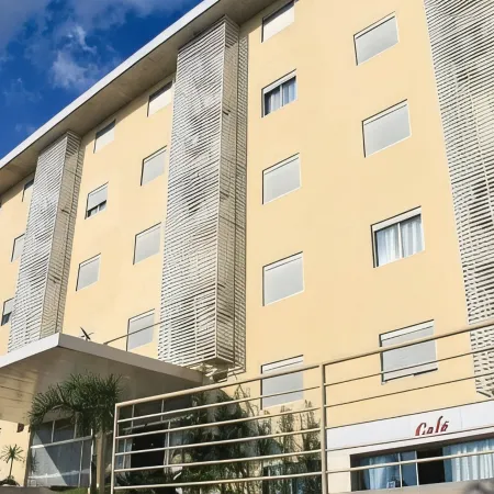 AJ Hotel Chapecó - Fácil Acesso Pátio Shopping e Rótula da Bandeira