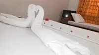Paradise Guest House - โฮมสเตย์