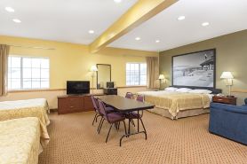 Western Inn & Suites