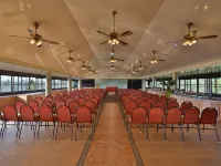 Hotel Fort Queen Hotels near Jain Temple