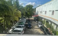 Salsa Beach Hotel Anyer - parking