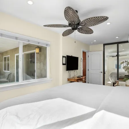 Cozy Beach Retreat with Spacious Private Patio - Steps from the Sand #7