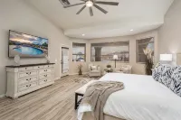 Heated Resort Pool + Hot Tub / Near Stadium - 4-Star