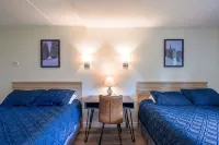 Remodeled Open and Spacious Center Village with a View! 2 Bedrooms 3 Full Baths - balcony