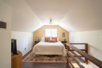 Pet and Family Friendly - Pool Access Included - Chalets