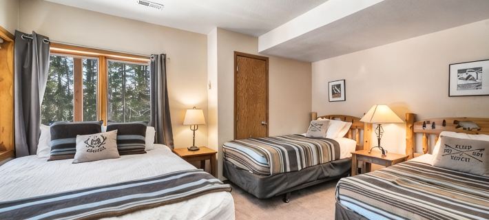 Ski in/Out at Lutsen Mountains. Family-Sized Base Camp, on the Trails in Lutsen! Hotels in Cook County