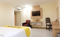 Grand Pangeran Khar Hotel - parking