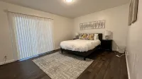 Fully renovated 2B/1b in Downtown - Wifi