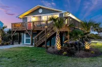 Steps to the Beach! 5Br Home w/ Ocean Views & Large Deck. Arcade for Kids! - 3-Star