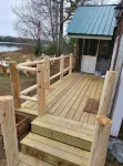 Relaxing rustic cabin on the lake 25 feet from the shore. - Chalets