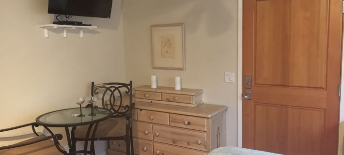 Very quiet and peaceful room with private entrance and private bath Ξενοδοχεία στην πόλη Encinitas