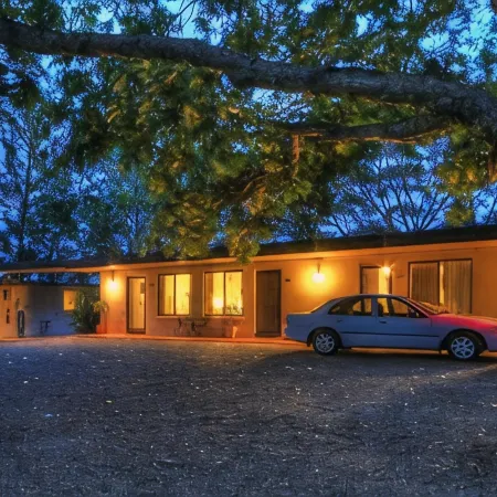 All Seasons Country Lodge